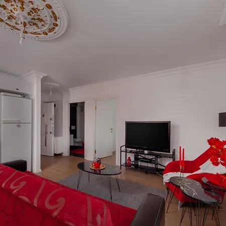 Gorgeous 2 Bedroom Flat In Center 250m To Sea And Nearby Beaches K5 Apartment Canakkale